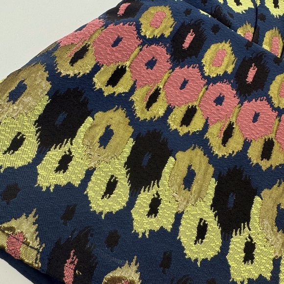 Anthropologie HD In Paris Yana Brocade Metallic Crochet Peplum Sleeveless Top - Picture 4 of 12